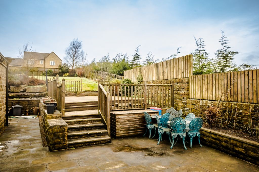 Additional image 33 of 6 bed detached house for saleVilla Gardens, Halifax, West Yorkshire HX3