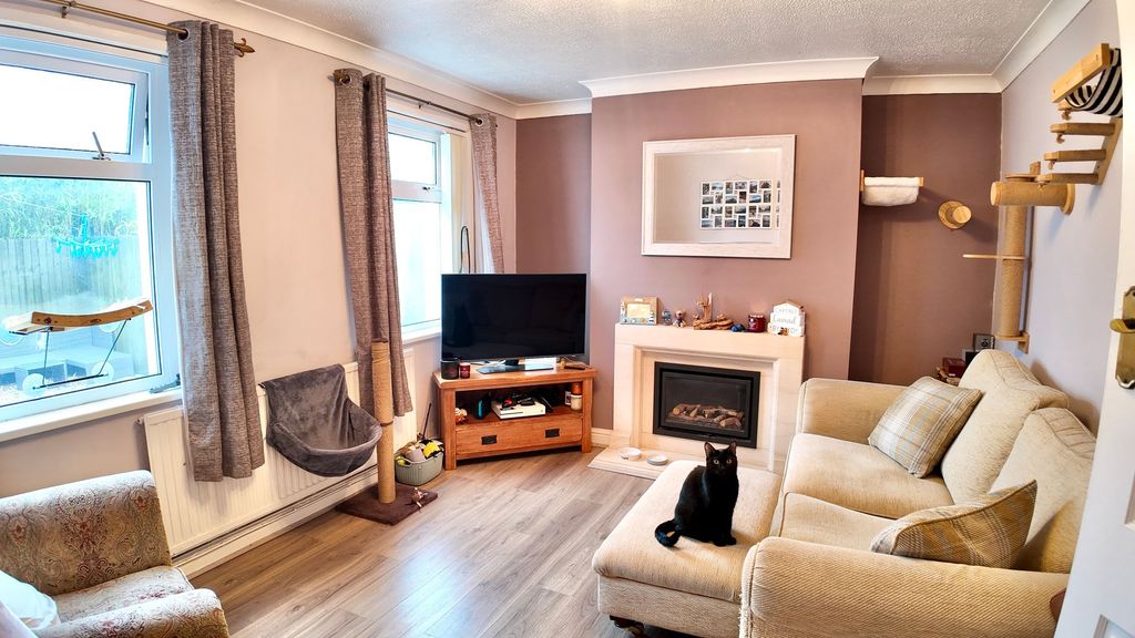 Property photo 3 of 26