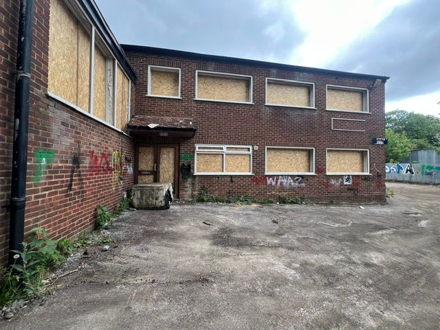 Property photo 2 of 6