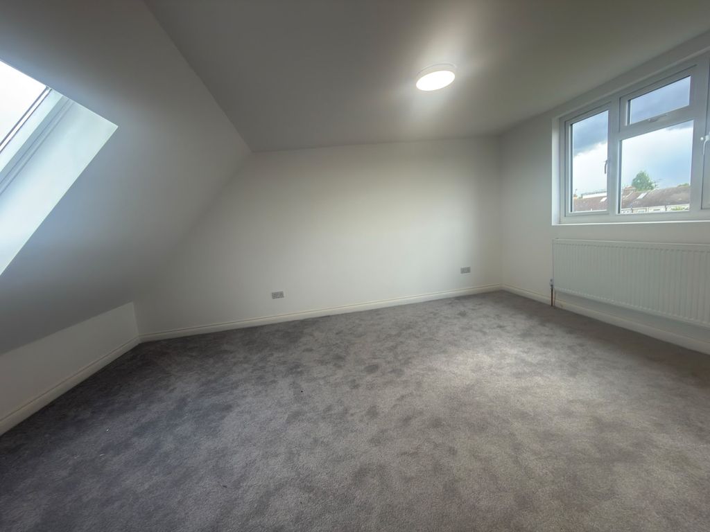 Property photo 2 of 18 Gallery