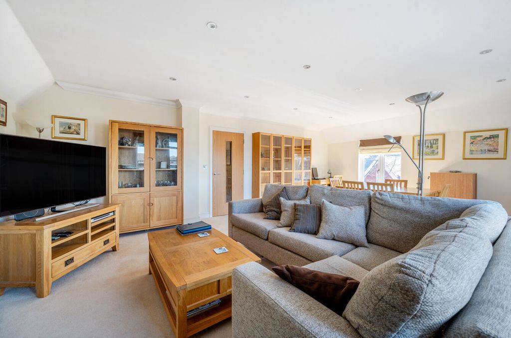 Property photo 3 of 18 1272468 (2).Jpg