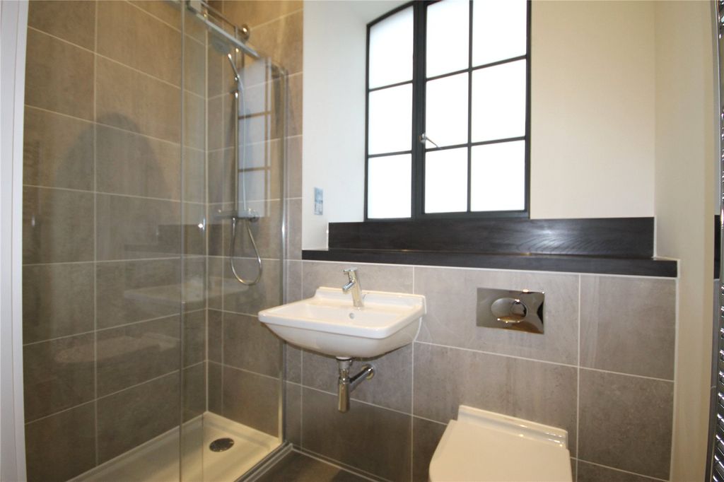 Property photo 3 of 6 Picture No. 06