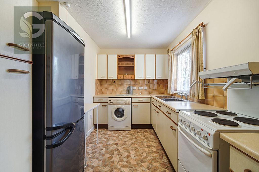 Property photo 3 of 12 Village Gardens, Off West Street, Ewell Village, Epsom, Surrey, Kt17 1XX