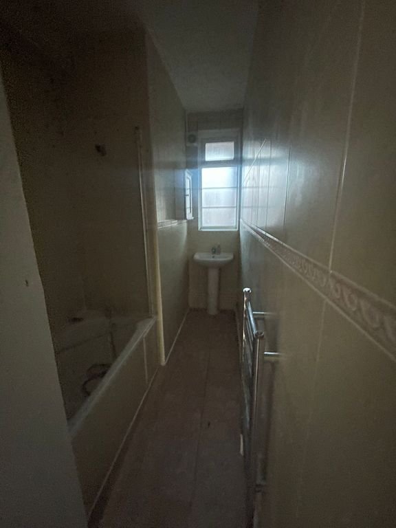 Property photo 3 of 3