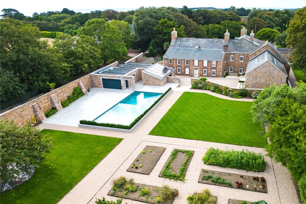 Property photo 1 of 22 Aerial Shot