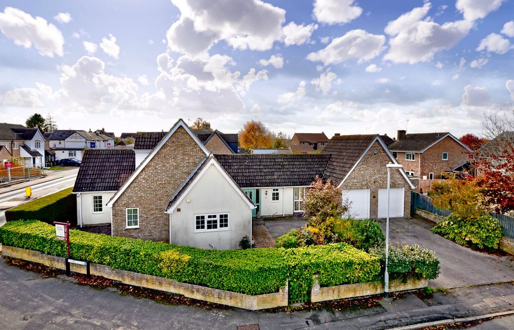 Property photo 1 of 26