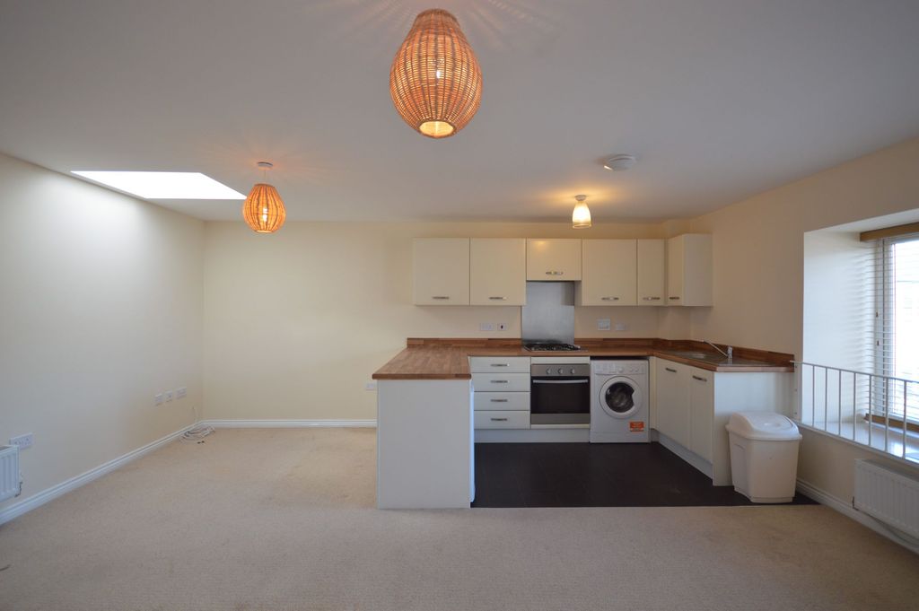 Property photo 2 of 7 Photo 6