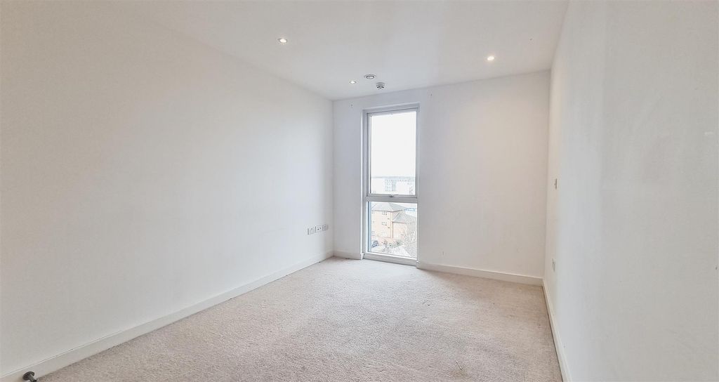 Property photo 2 of 5 Bedroom One