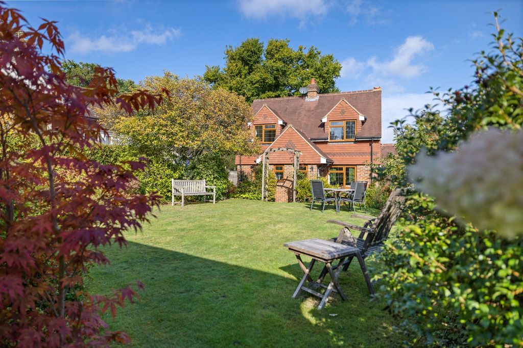 Property photo 1 of 36