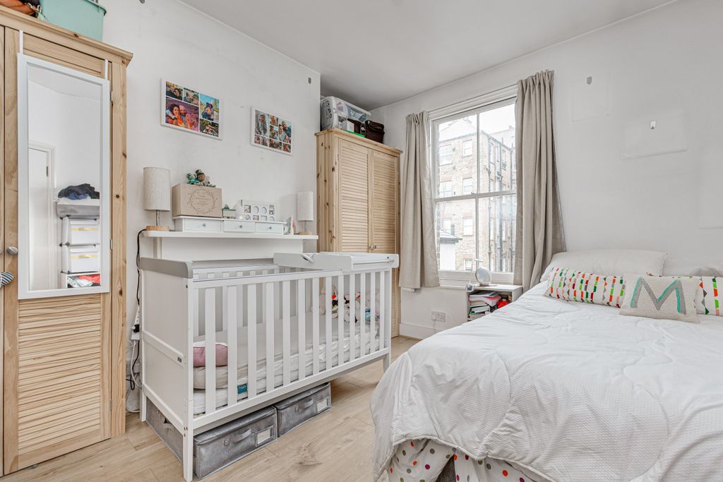 Property photo 3 of 7