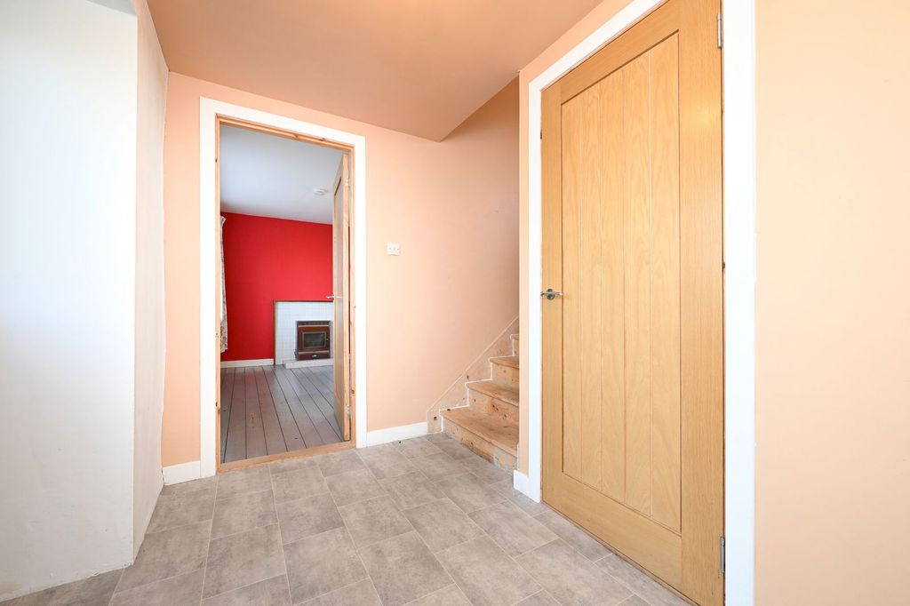 Property photo 3 of 74