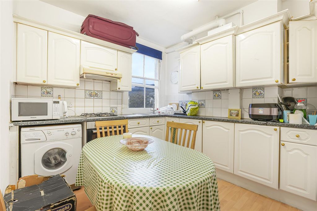 Property photo 2 of 5 Mnh09420.Jpg