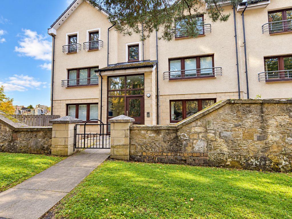 Property photo 1 of 20
