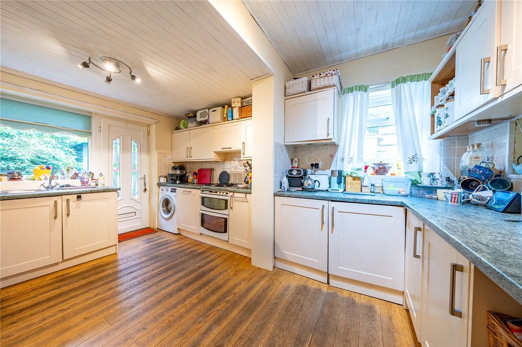 Property photo 3 of 24 Picture No. 44