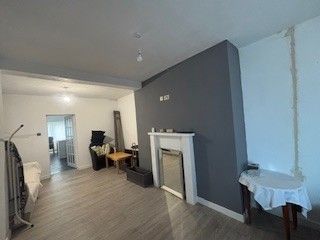 Property photo 2 of 11 Image