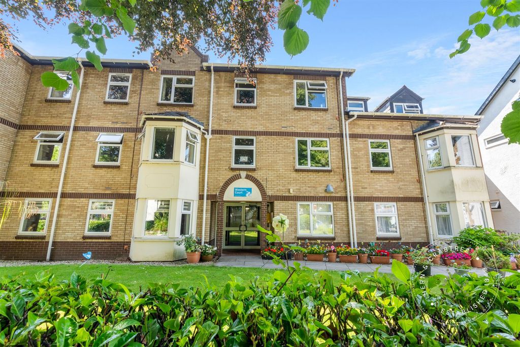 Property photo 1 of 19 Western-Court-18.Jpg