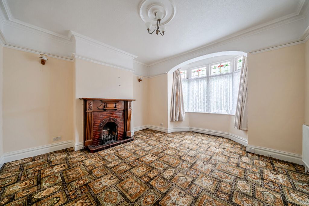 Property photo 3 of 10 1446285-4-69De7ce...