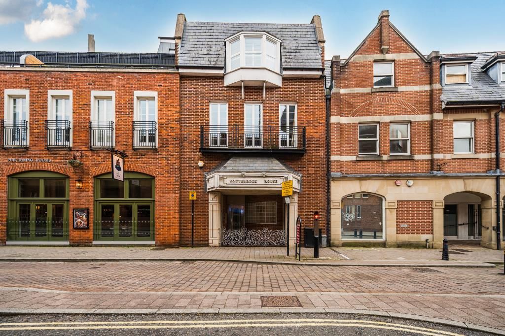 Property photo 1 of 20 External