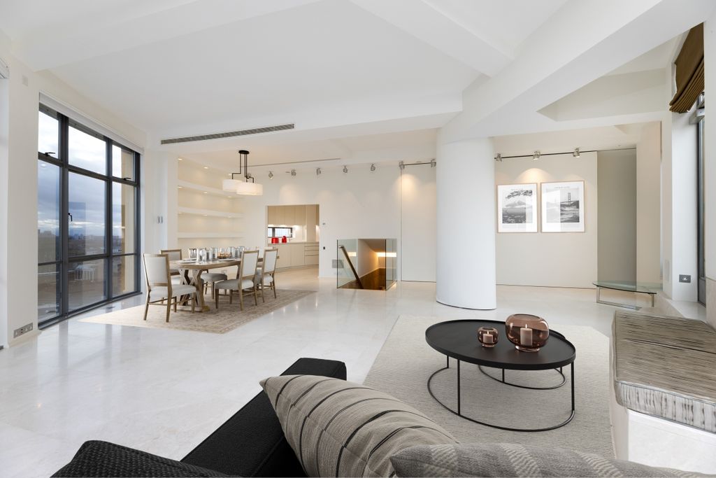 Property photo 1 of 20 Bankside Lofts 11...