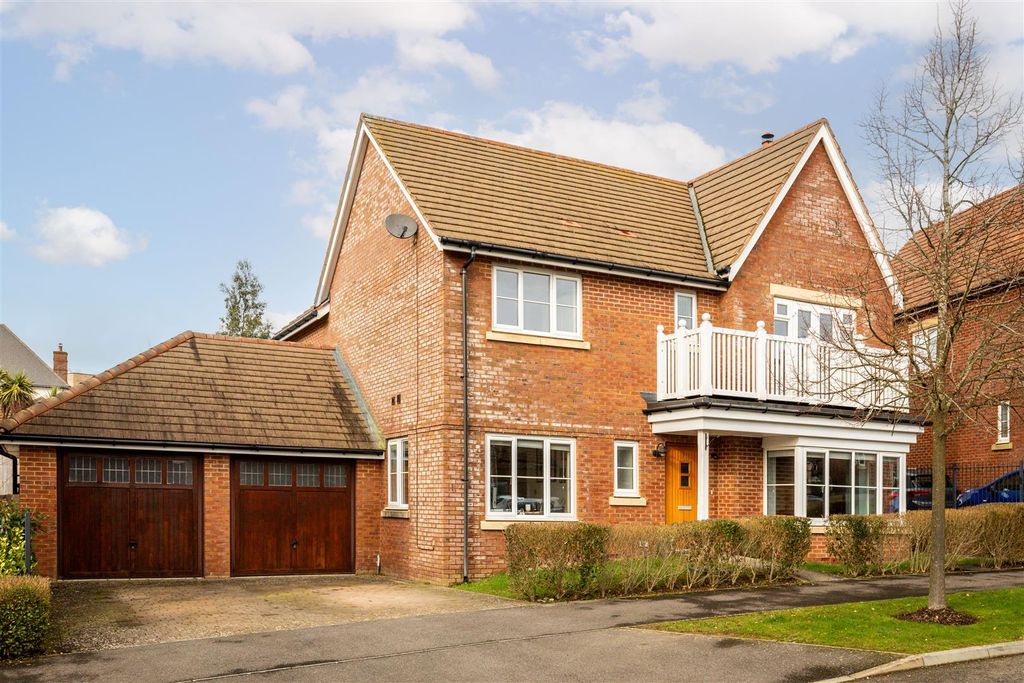 Property photo 1 of 22