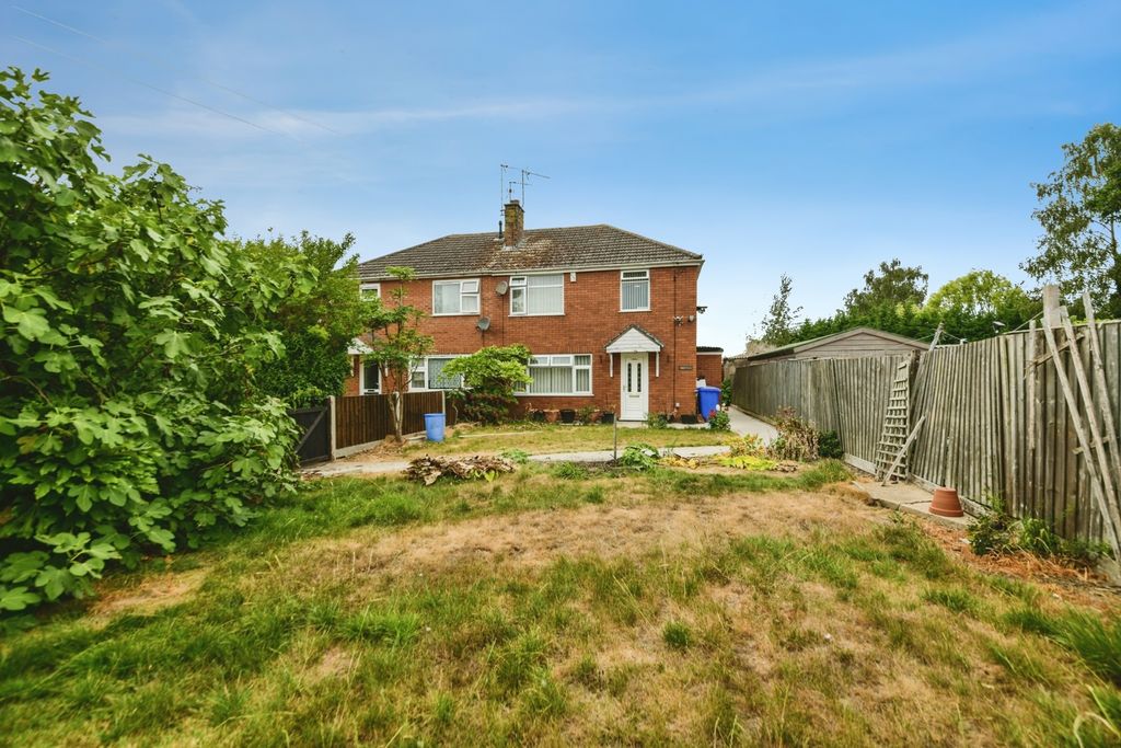 Property photo 1 of 18 Pbox-Img.Jpg