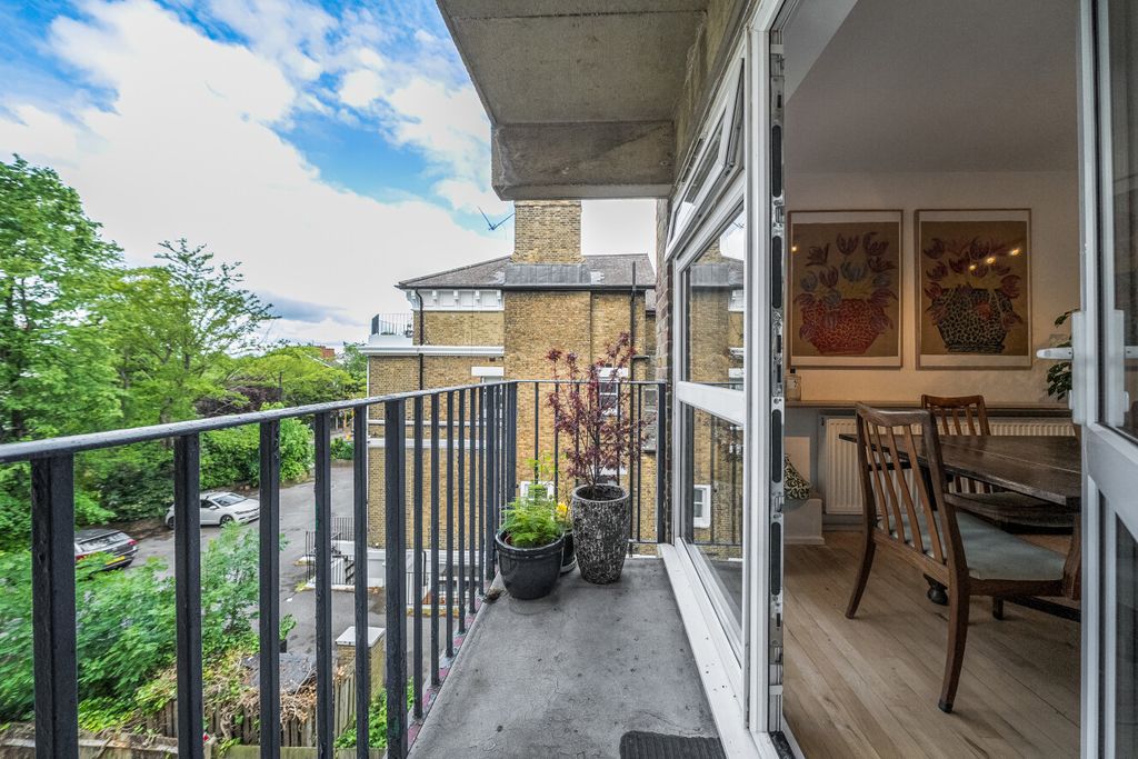Property photo 2 of 9 1459408-13-6A05B4...