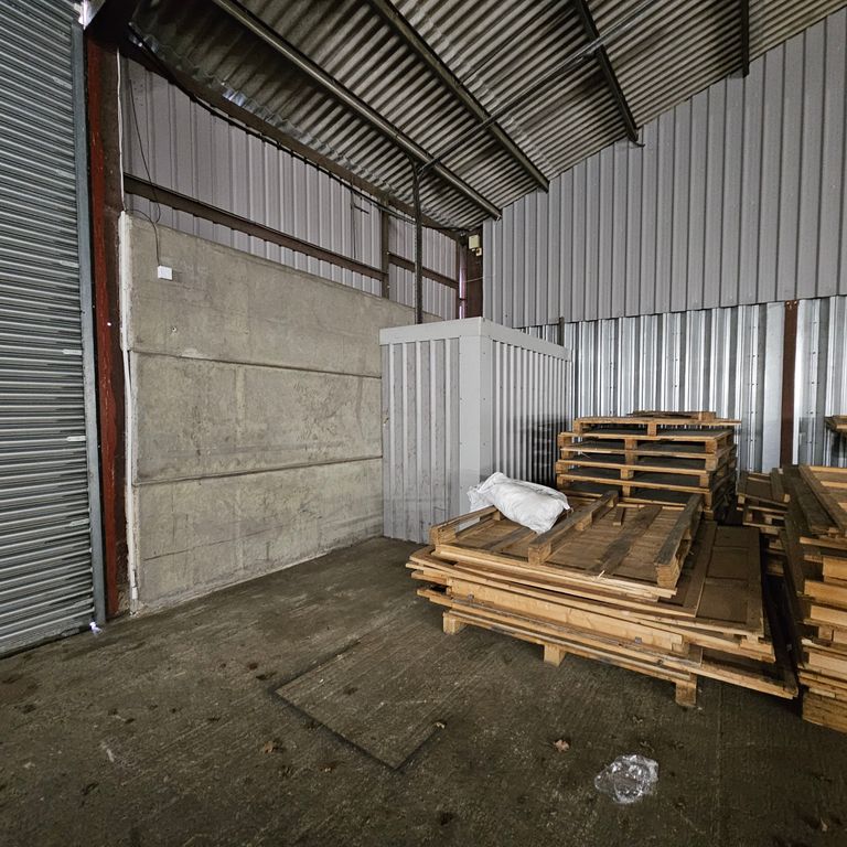 Property photo 2 of 12