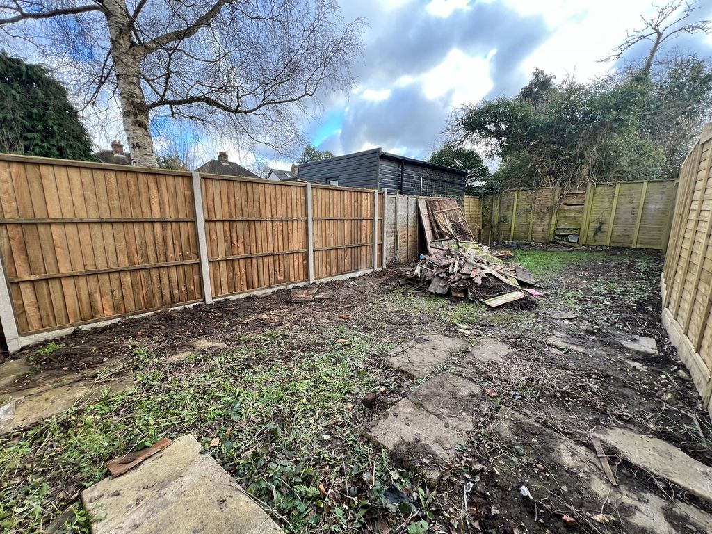 Property photo 3 of 7