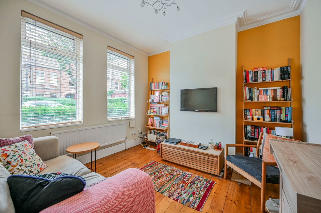 Property photo 3 of 12
