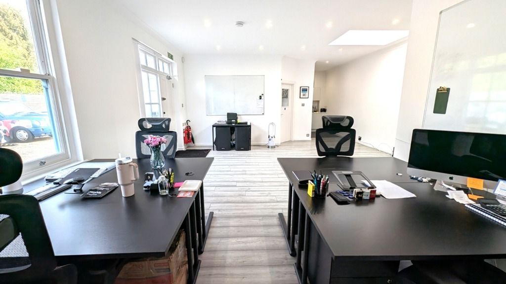 Property photo 1 of 14 Photo 13