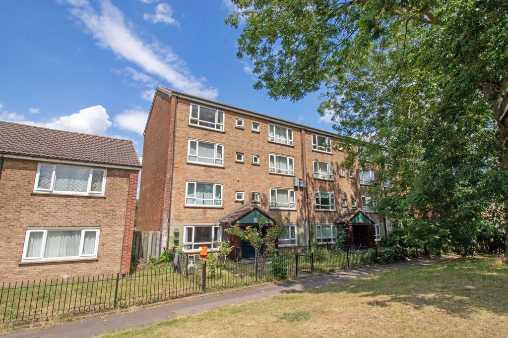 Property photo 1 of 10