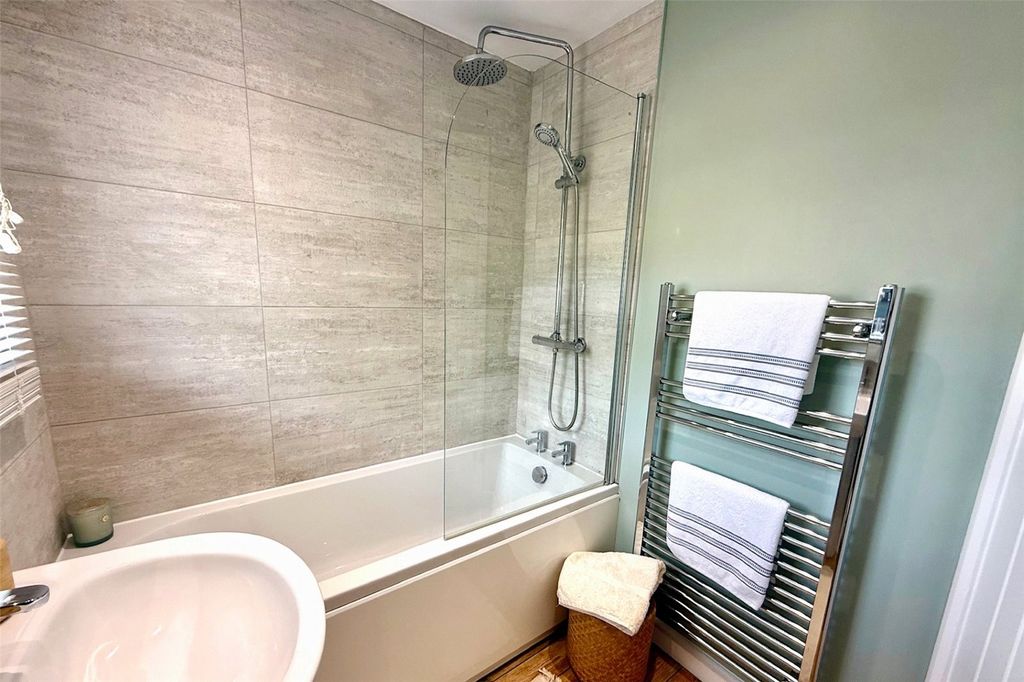 Property photo 3 of 36 Picture No. 38