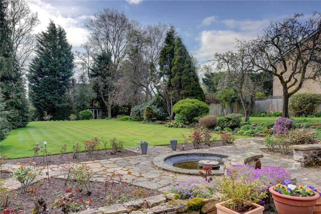 Property photo 3 of 42 Picture No. 25