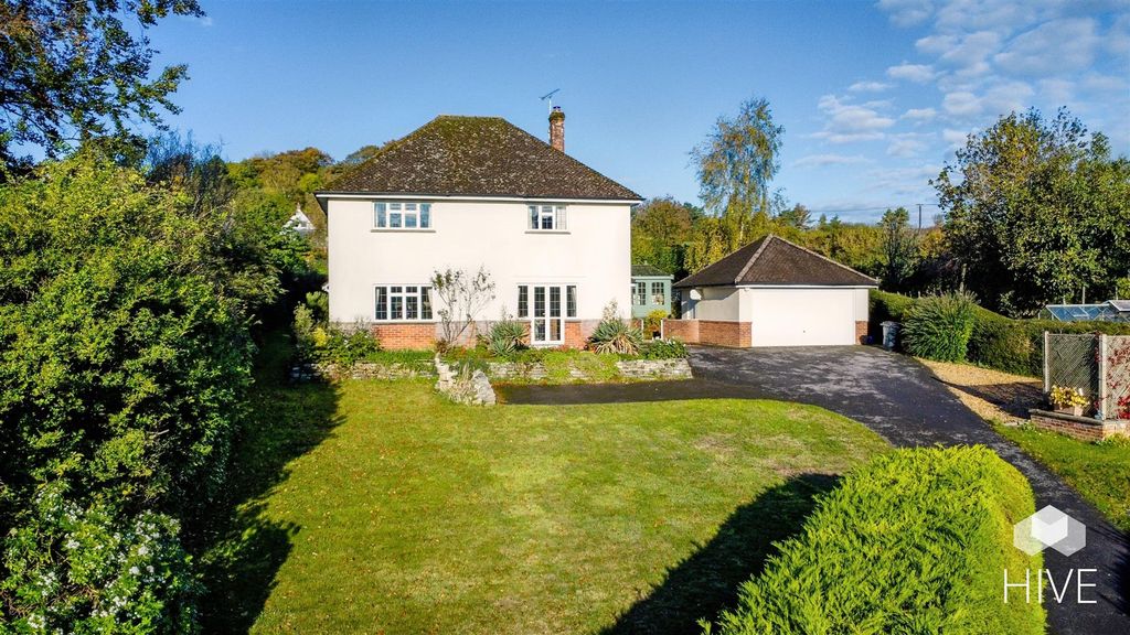 Property photo 1 of 37