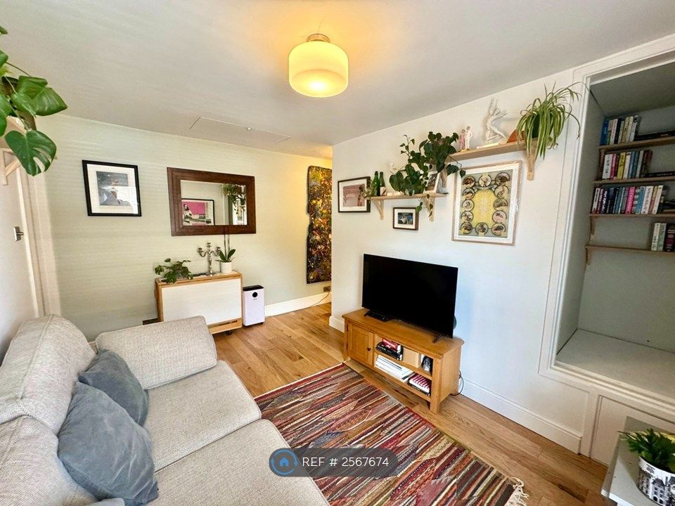 Property photo 3 of 10 Living Room 3