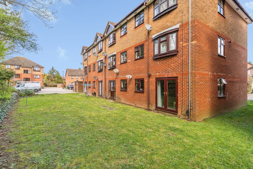 Property photo 2 of 22 Pbox-Img.Jpg