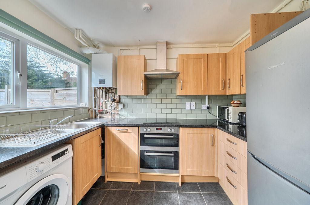 Property photo 3 of 13 Kitchen