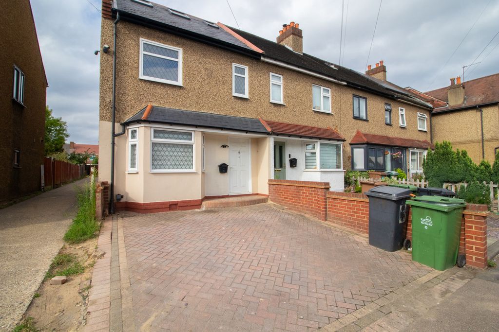 Property photo 1 of 24