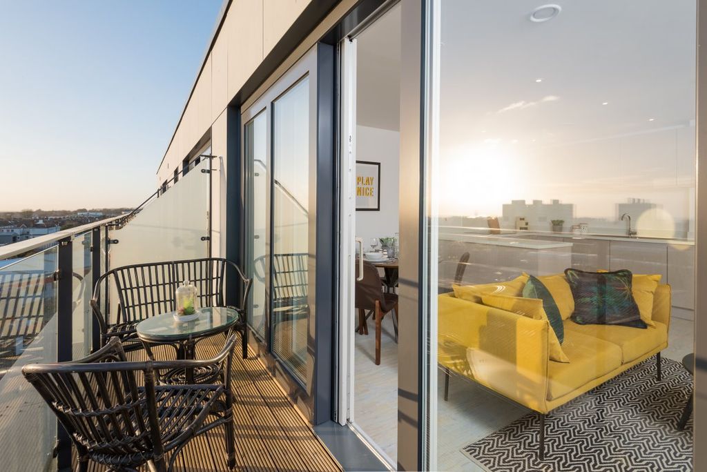 Property photo 3 of 11