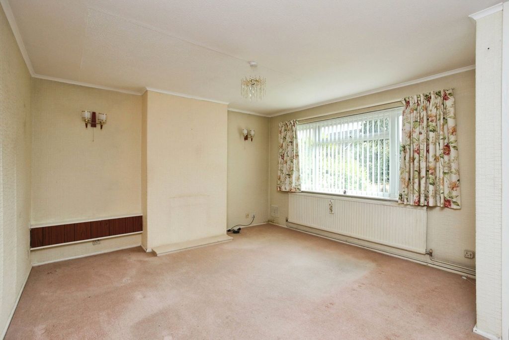 Property photo 3 of 9 Photo