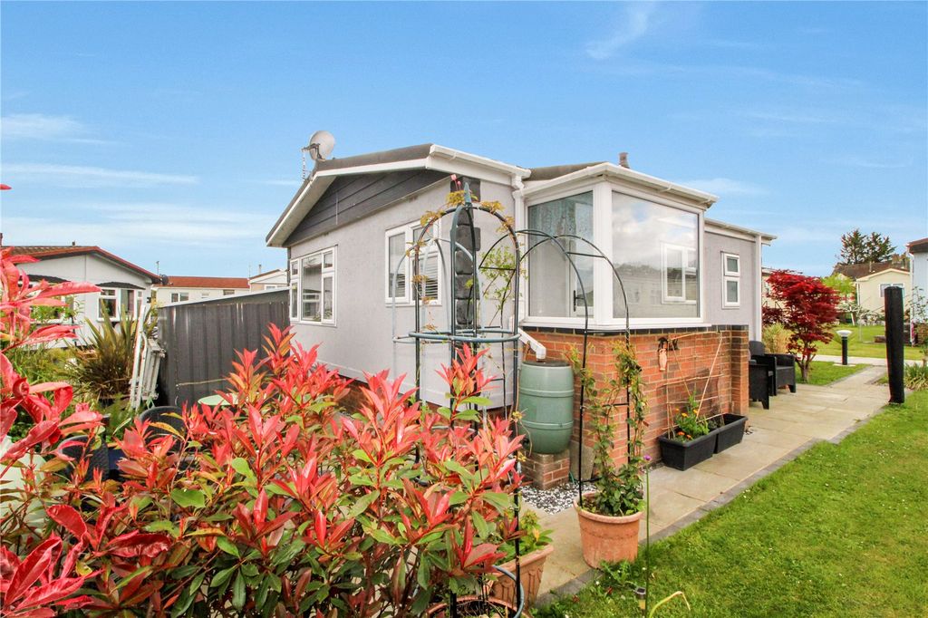 Property photo 3 of 14 Picture No. 18