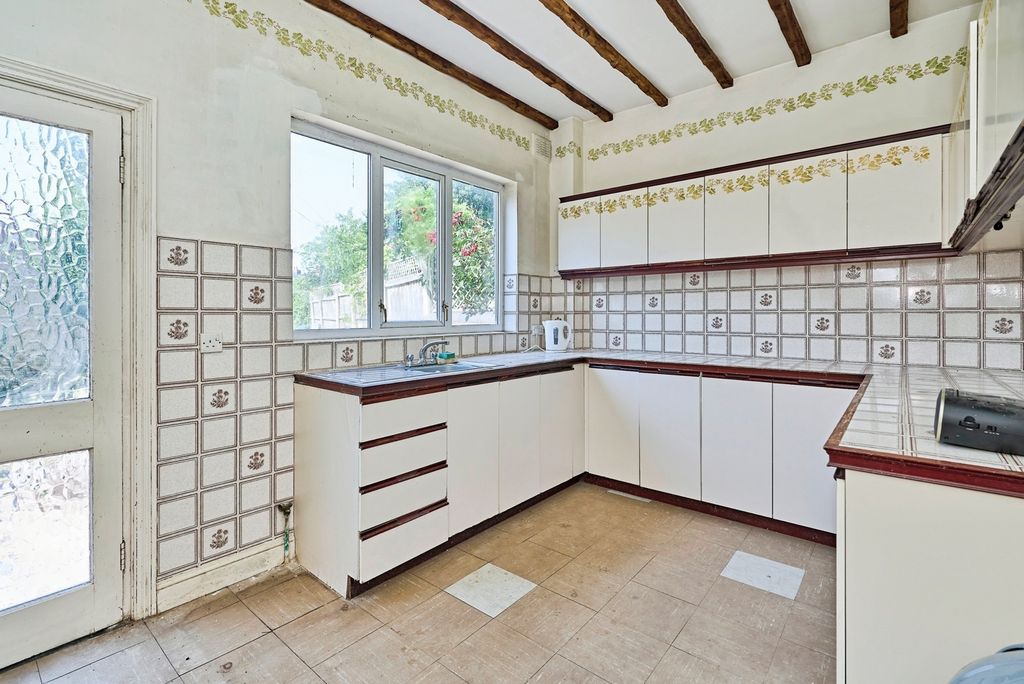 Property photo 3 of 20 Pbox-Img.Jpg