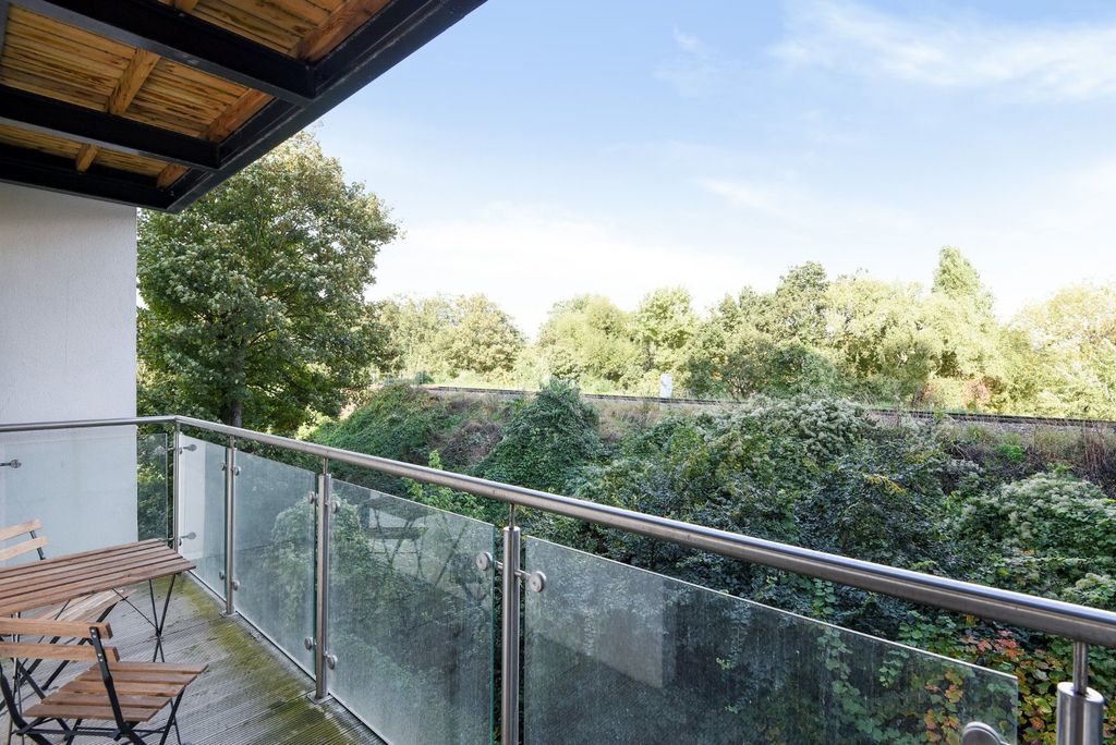 Property photo 2 of 6 Picture No. 01