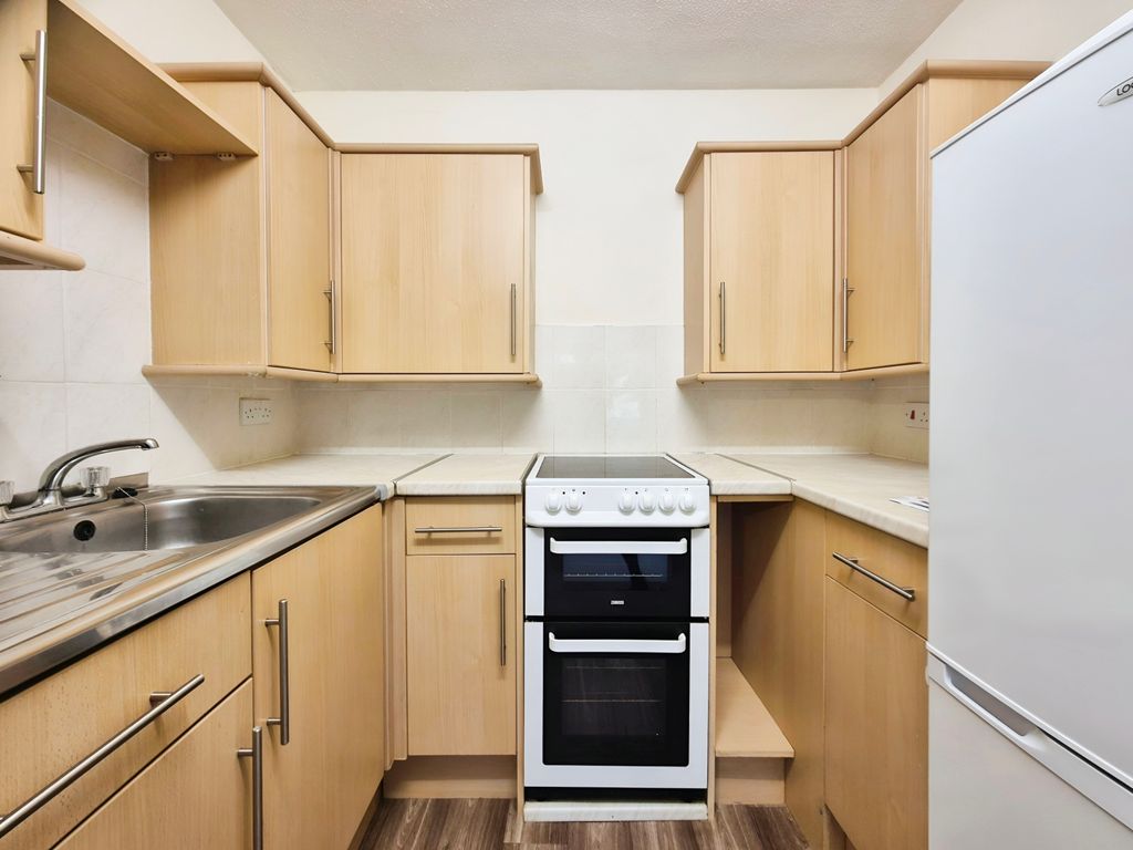 Property photo 2 of 10 c66c8B50-1000022582