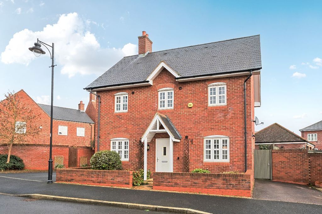 Property photo 1 of 20