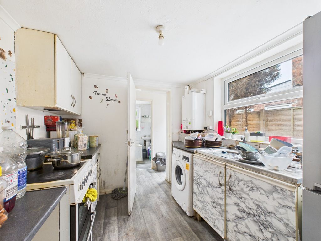 Property photo 3 of 11 4387944