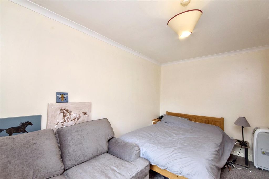 Property photo 3 of 11 9 (67).Jpg