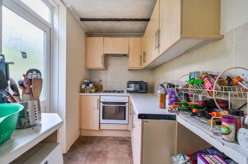 Property photo 2 of 17 1446444-21-69E104...