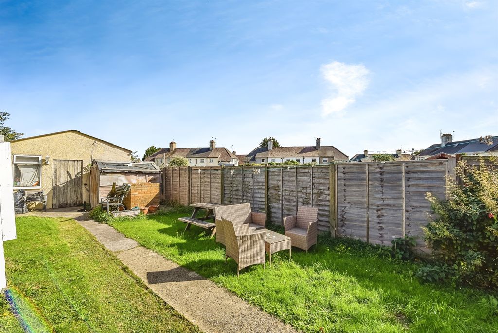 Property photo 2 of 15