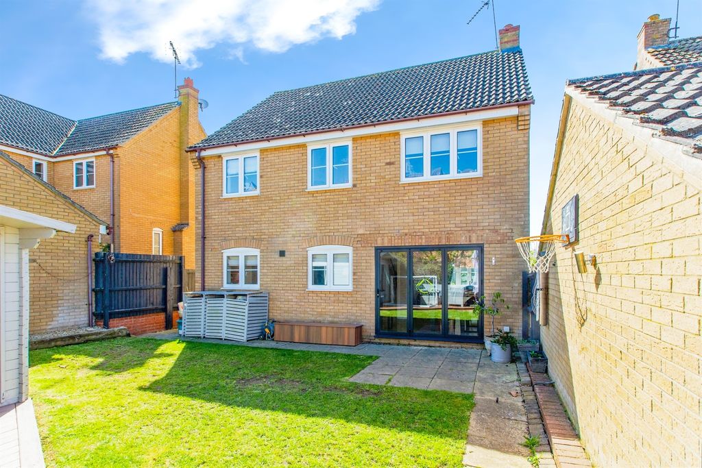 Property photo 1 of 19